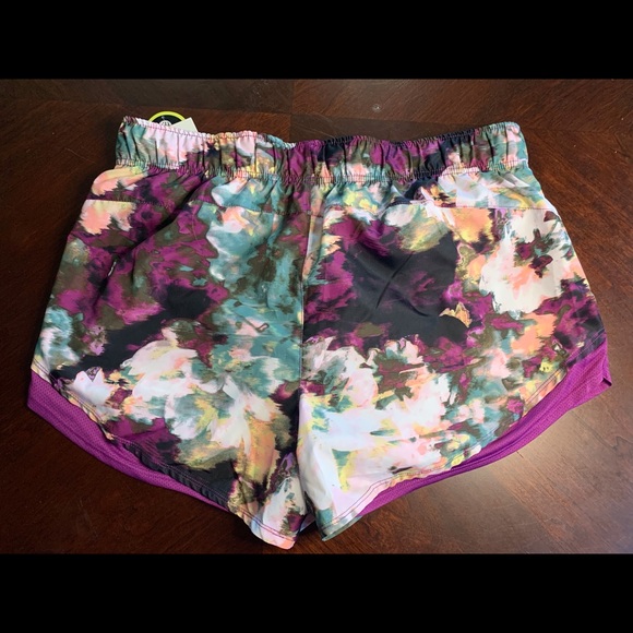 Athletic shorts, NWT, size Large (12-14) - Picture 2 of 3